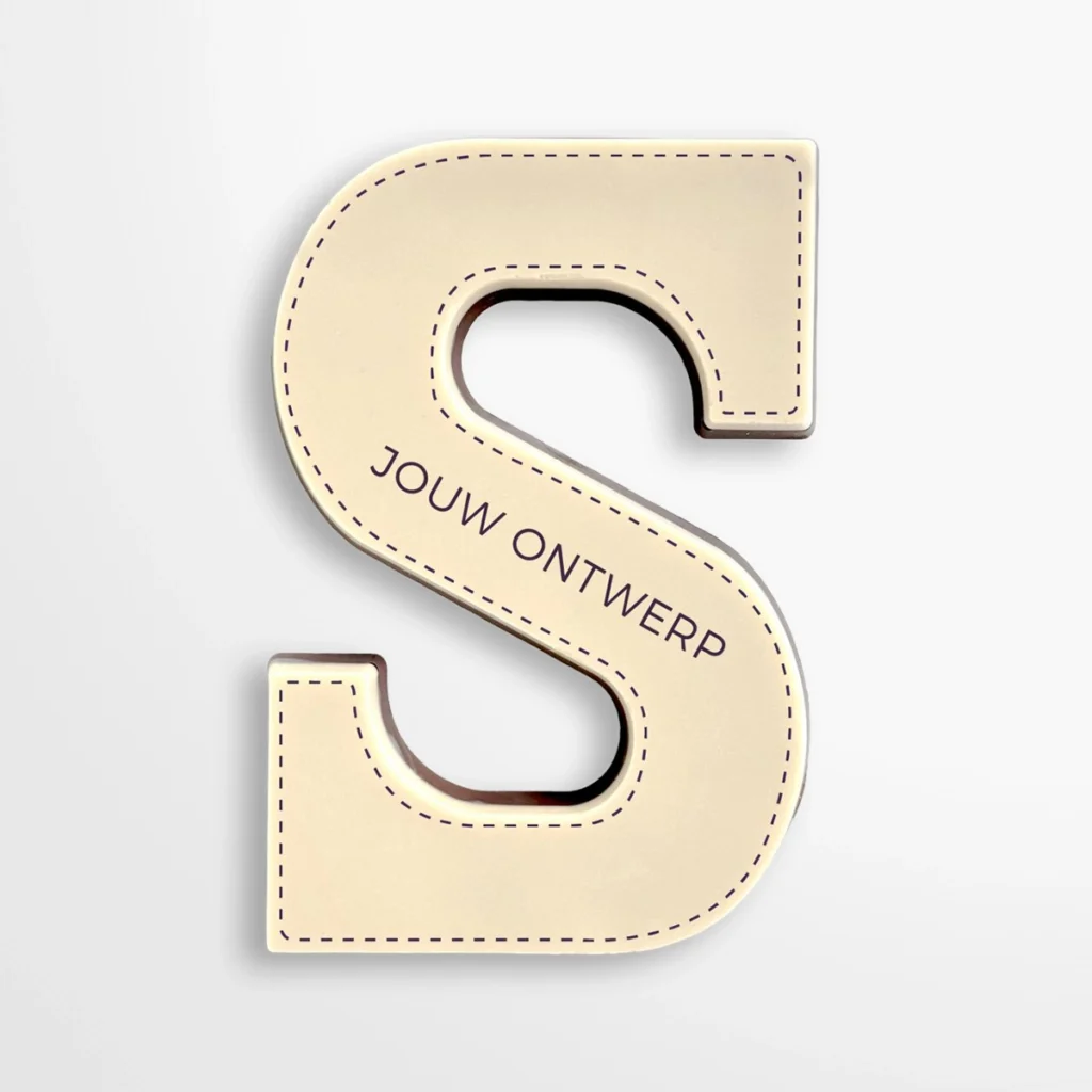 Chocoladeletter S | eigen ontwerp | melk | 200g